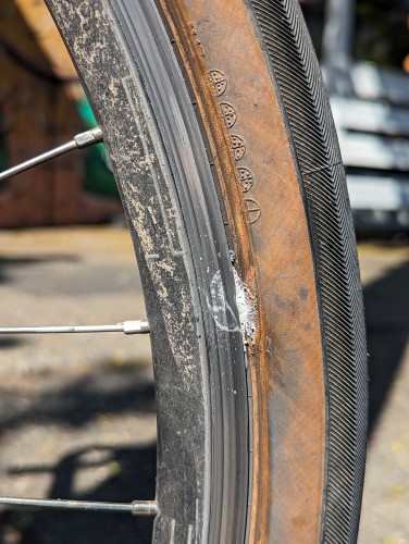 Tubeless leak at a sidewall bulge