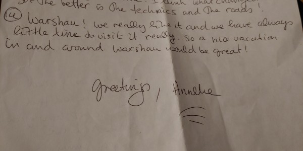 fragment listu z odpowiedziami na pytania do wywiadu, pisanego ręcznie, podpisany "Greetings, Anneke"