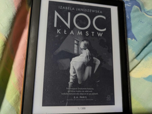 Okładka e-booka "Noc kłamstw" Izabeli Janiszewskiej. E-book ma 388 stron.