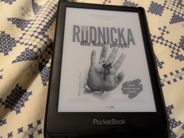 Okładka e-booka "Miłe Natalii początki" Olgi Rudnickiej. E-book ma 349 stron.