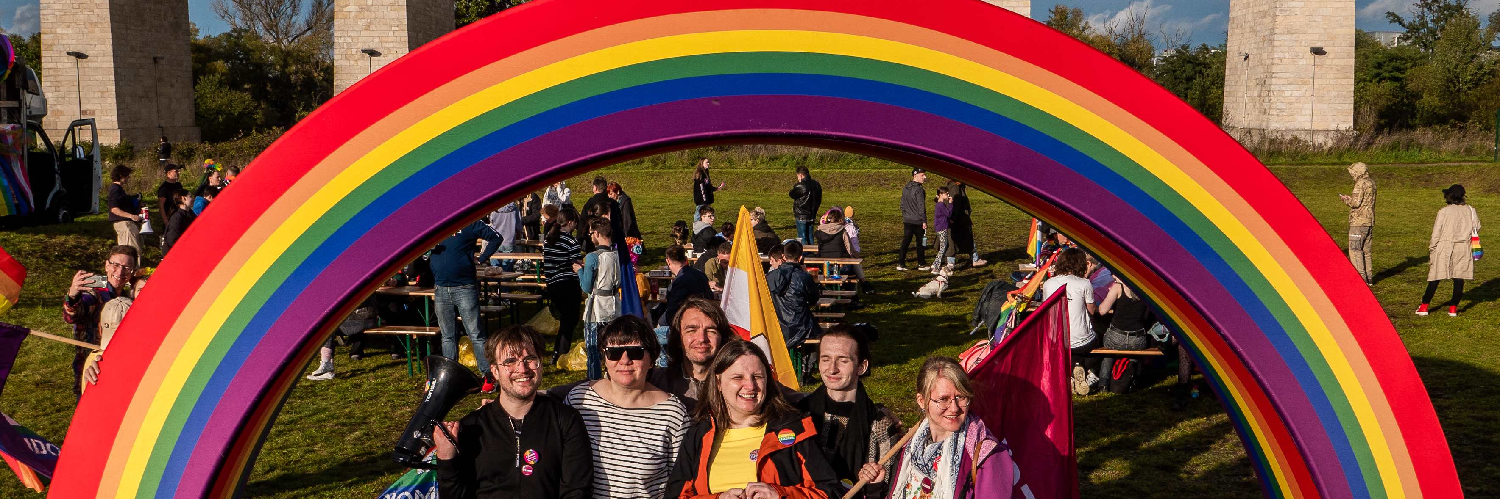 @martastozek@partiarazem.pl