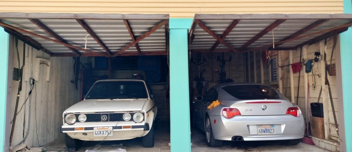 @slirt@weird.autos